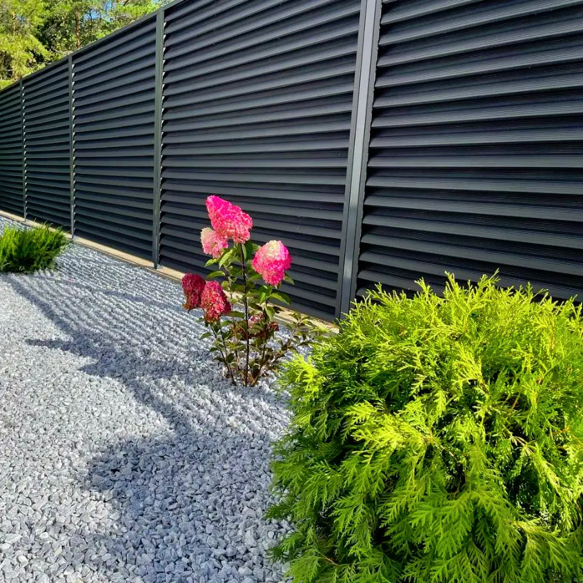 Фото 3 Забор ранчо-жалюзи комбинированный RAL7024 МАТТЕ Серый Графит