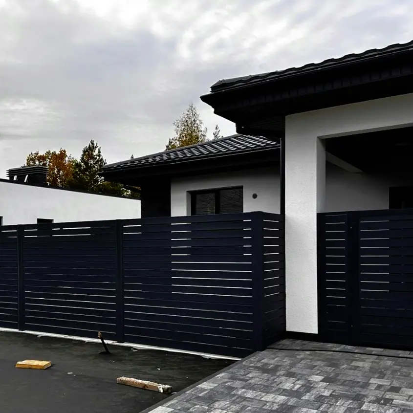 Фото 5 Забор ранчо из металлопланкена 7024 Серый Графит