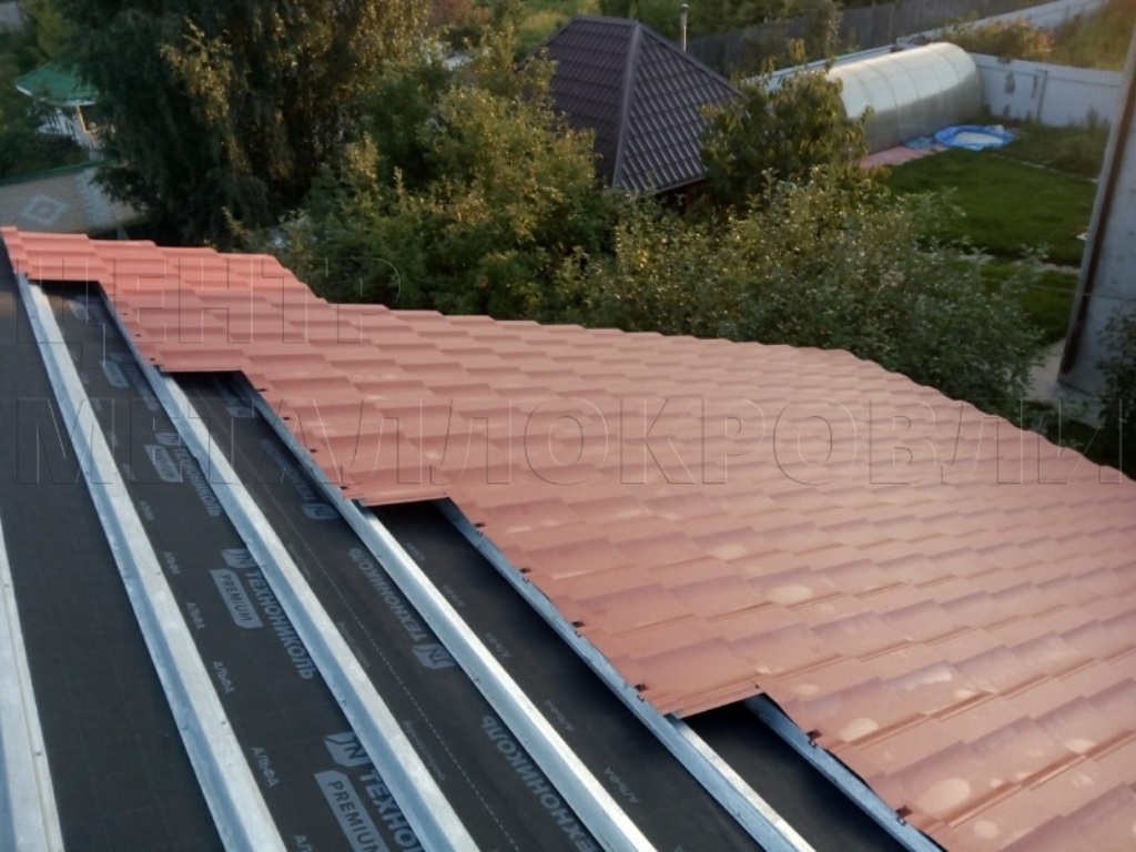 Металлочерепица Геркулес 8004 терракотовый Стальной Бархат от Центра Металлокровли в Краснодаре